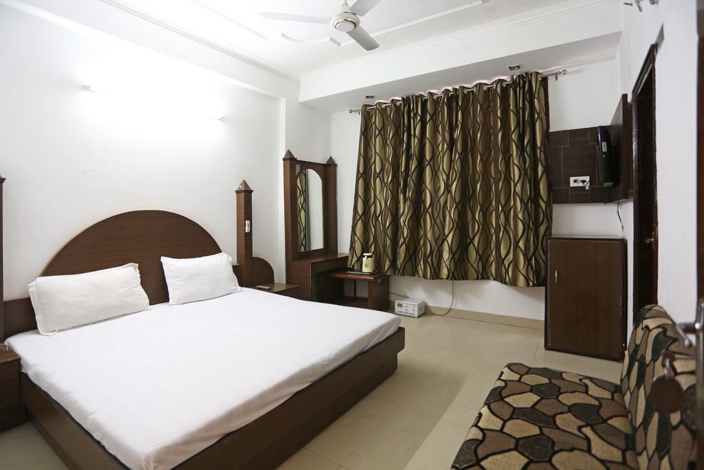 Hotel Katra Residency Exterior foto