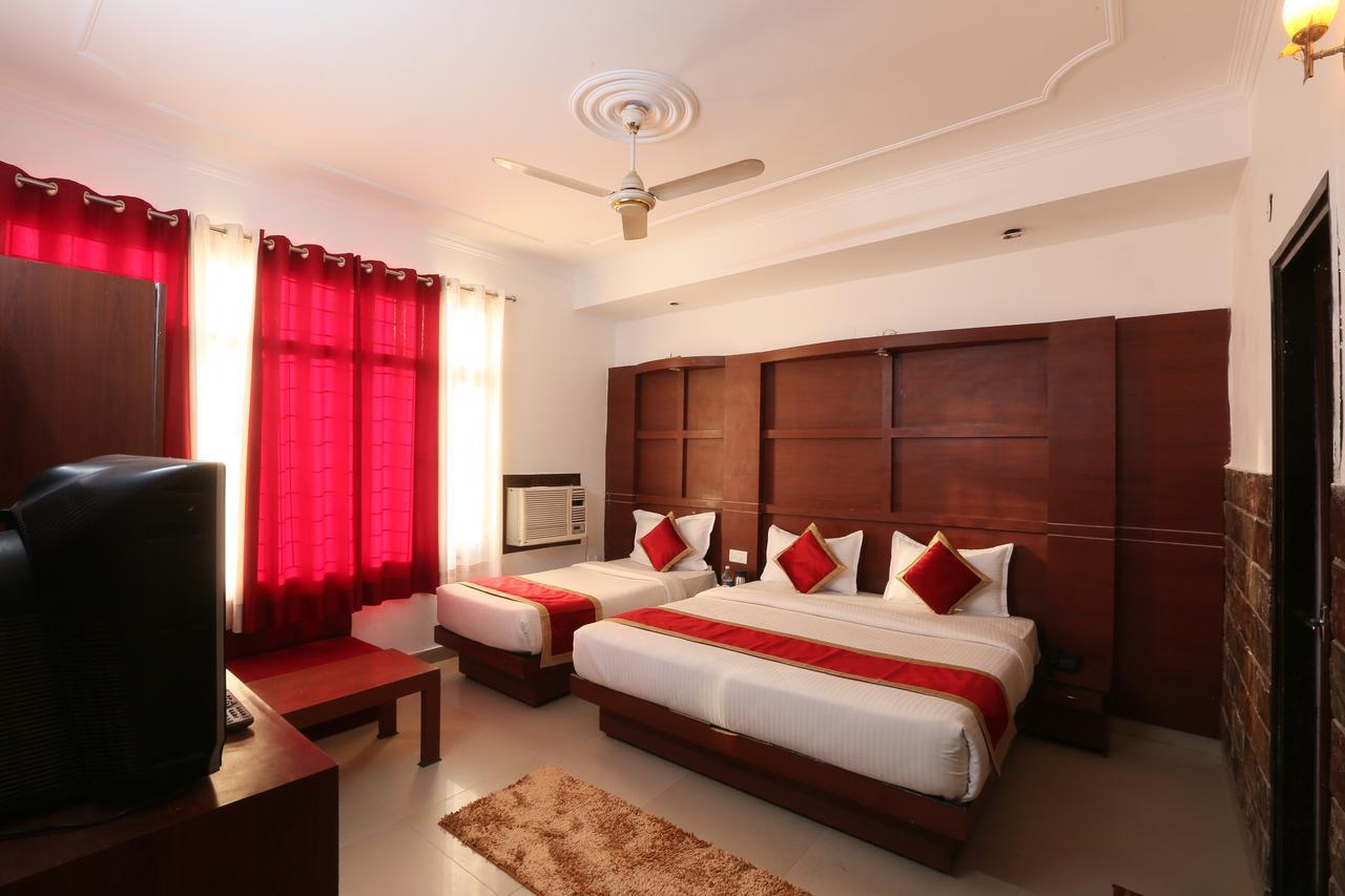 Hotel Katra Residency Exterior foto